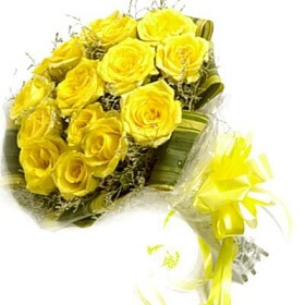 Bunch of 12 Yellow Rose