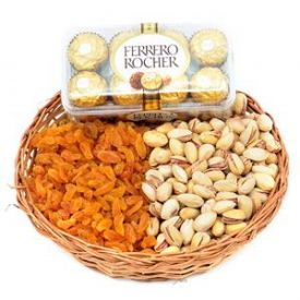 Mixed dry fruits with fe...
